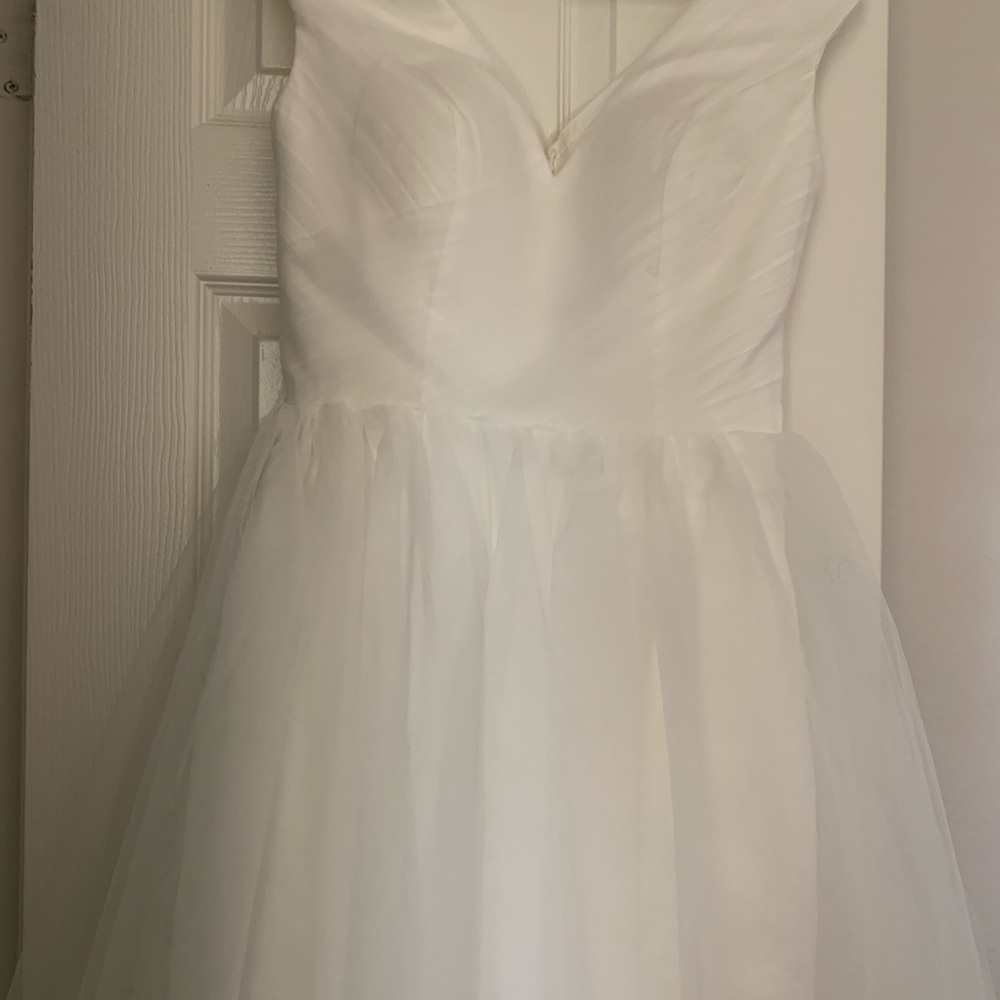 Wedding Dress white size 4 new with tags